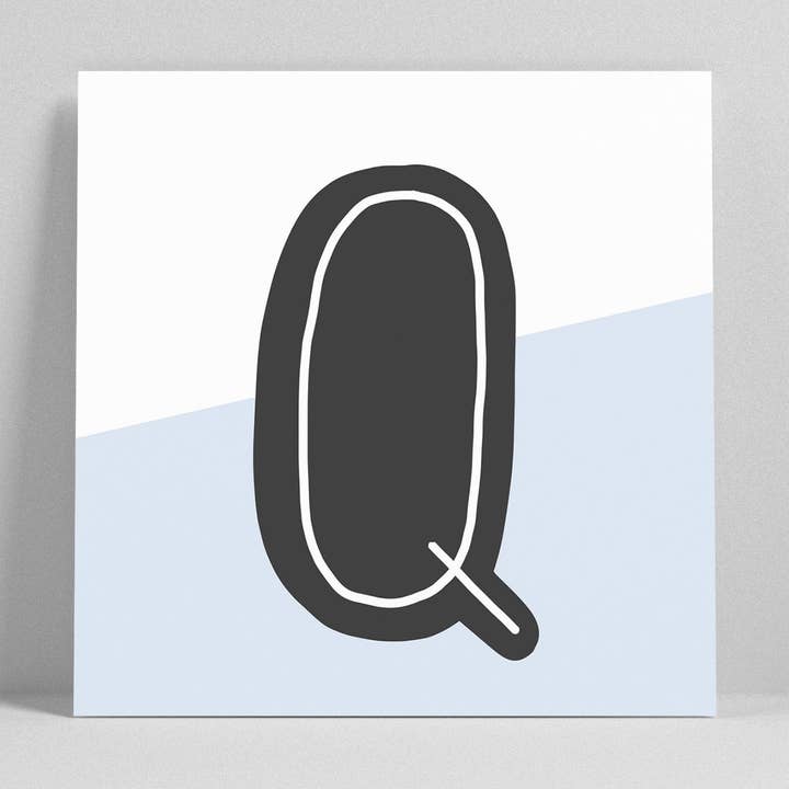 Letter card “Q” for wholesale by Fünf vor Zehn