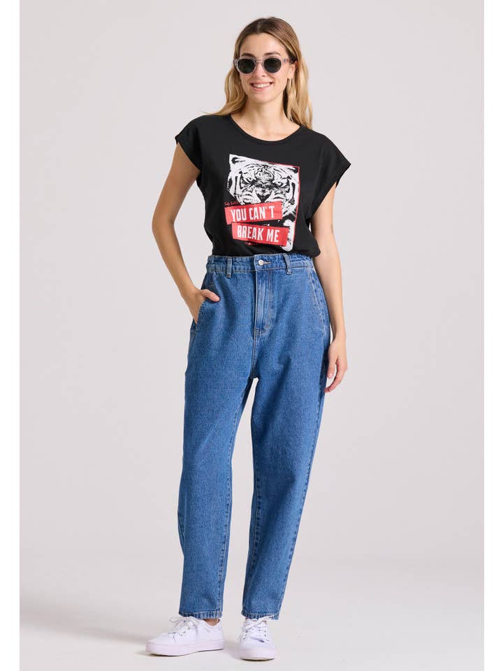 Funky Buddha – Engroshandel T-shirt med print - Dame – T-shirt til kvinder med rammetryk og åben ryg