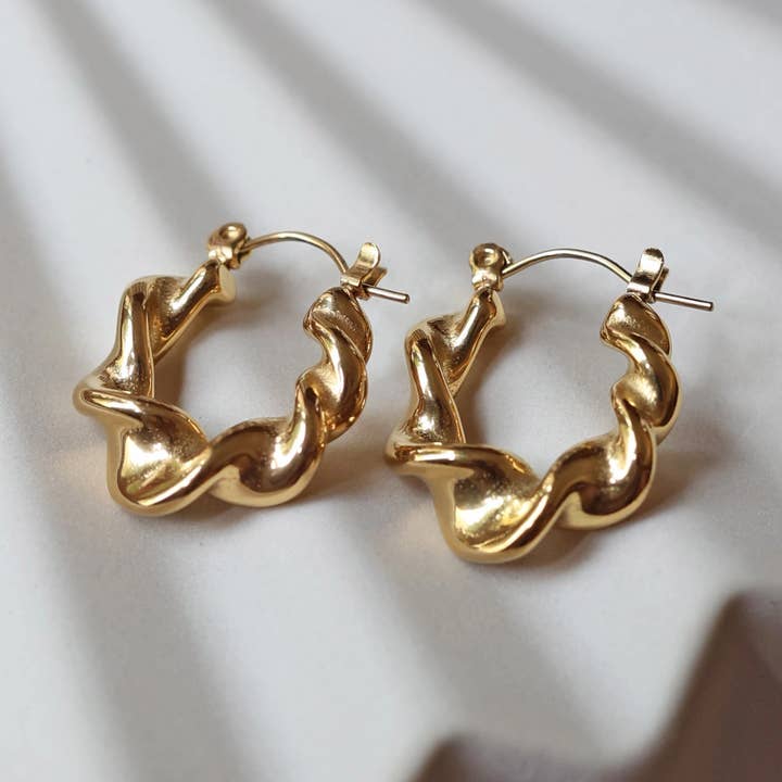 Brincos de argola ondulados - Elegante - Ouro por atacado de Visée Bijoux