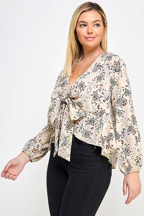Haute Fox Plus Size & Contemporary - Wholesale Blouse - Dames - Top met strik aan de voorkant en bloemenprint in grote maten JK18498-T1