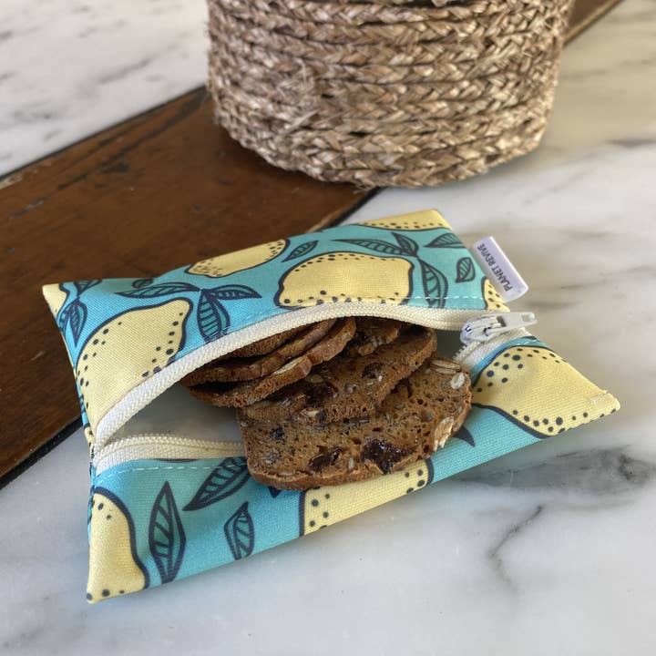 PLANET REVIVE - Wholesale Snack pack – Kids & baby - Snack Bag - Retro Cassettes1