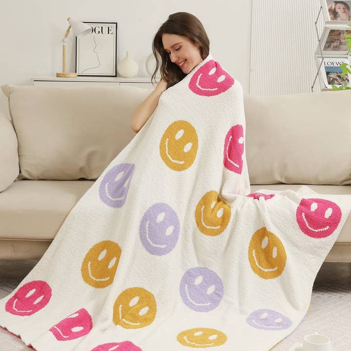 MiMi Wholesale - Wholesale Throw Blanket - JCL6011 Superlux Multi Color Smiley Blanket3