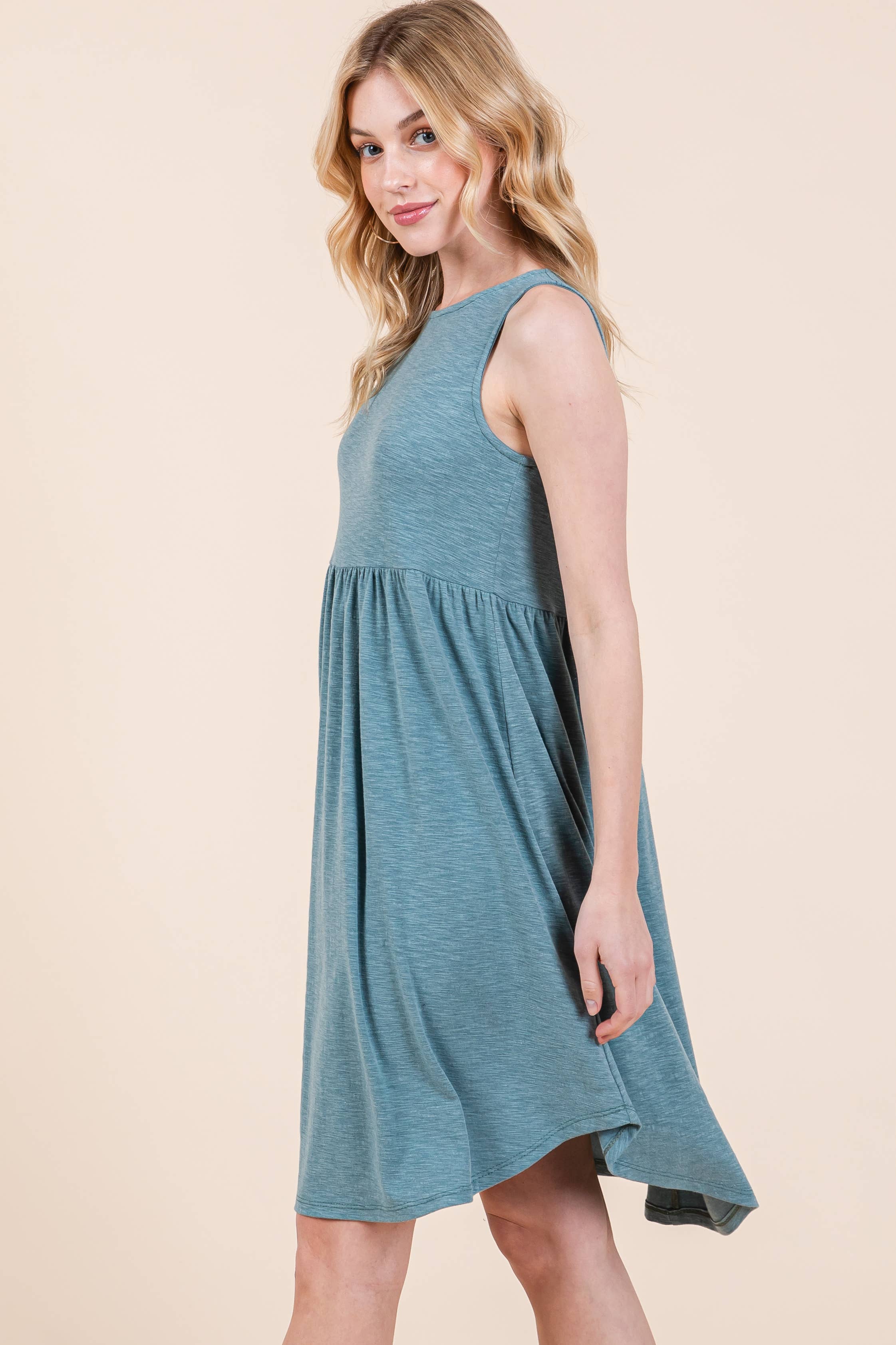 Emerald Collection - Wholesale Dress - Women's - ETK-9342-PL Plus Size Solid Babydoll Sleeveless Knee Dress10