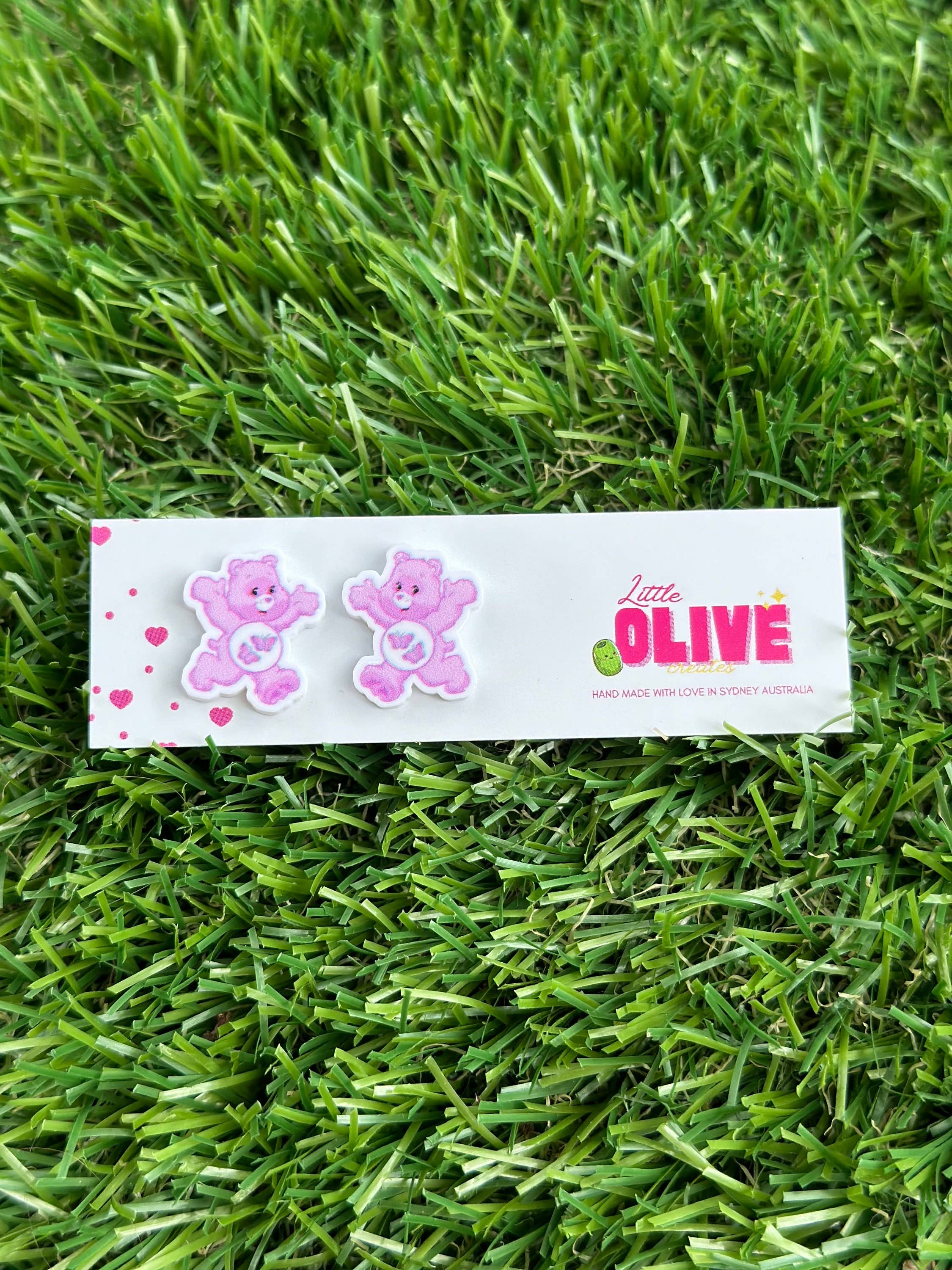 Little Olive Creates - Wholesale Hangende/ronde oorbellen - Sprookjesachtige paarse vlinder Care Bear oorbellen3