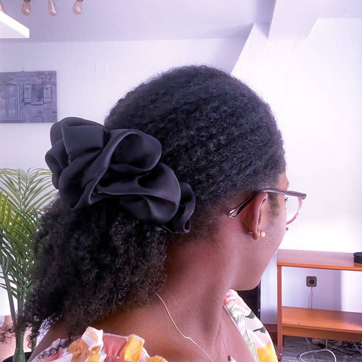 Asantewaa - Wholesale Scrunchie - Women's - Ebony Large Satin Scruchie2