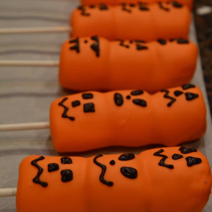 Chocolates Unlimited by Denise - Wholesale Lollipop - Pumpkin Marshmallow Lollipops