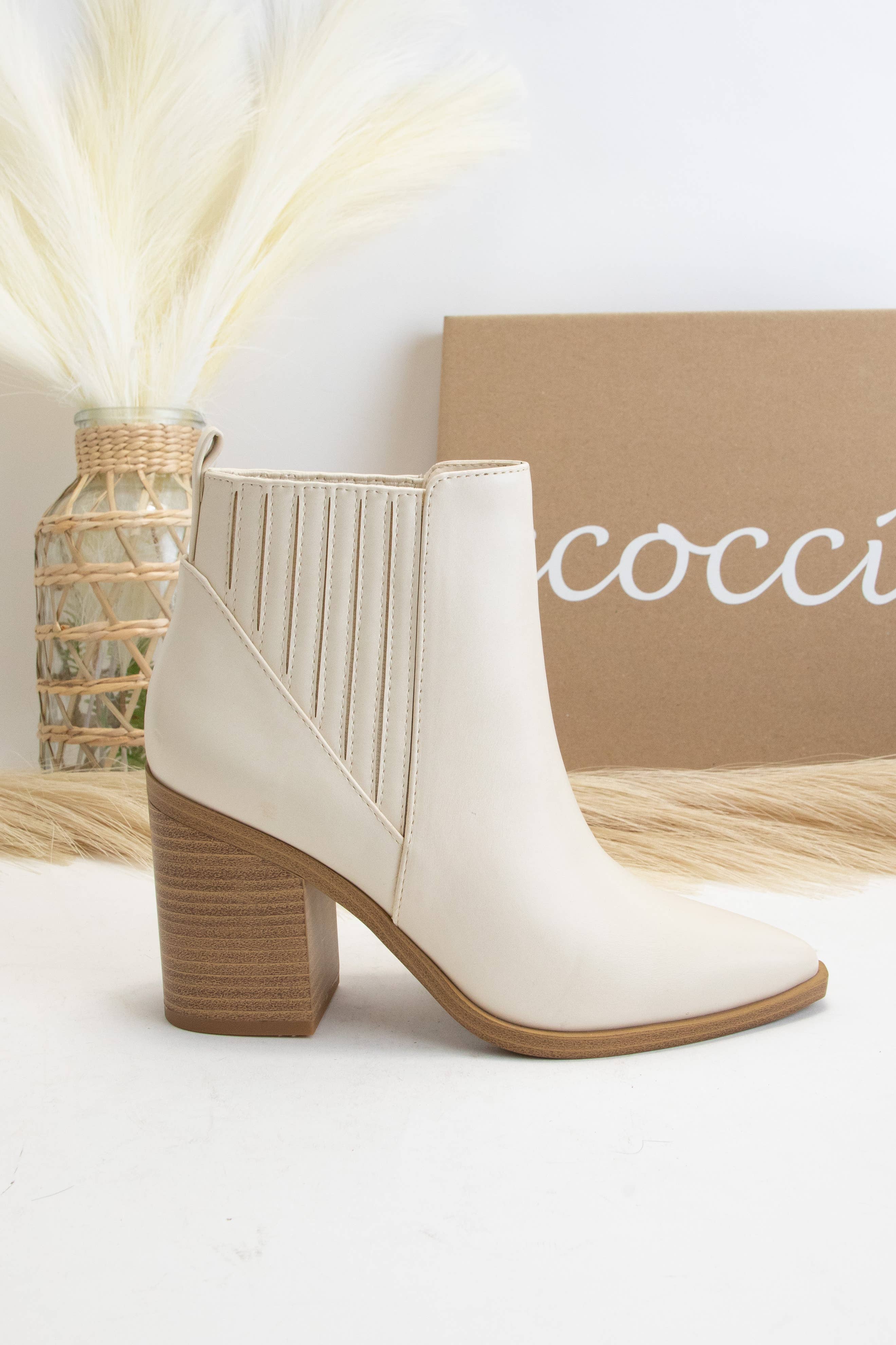 CCOCCI - Vendita all'ingrosso Stivaletti - Donna - Stivaletti Chelsea con tacco a blocco e punta appuntita3