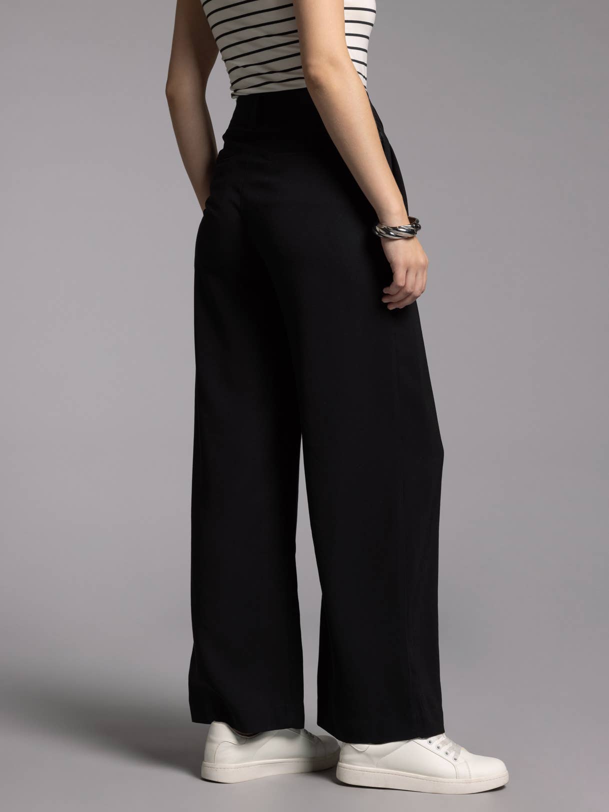 Weekend Los Angeles – wholesale Pants – Women's – Tailored Wide Leg Pants - LACY PANTS6