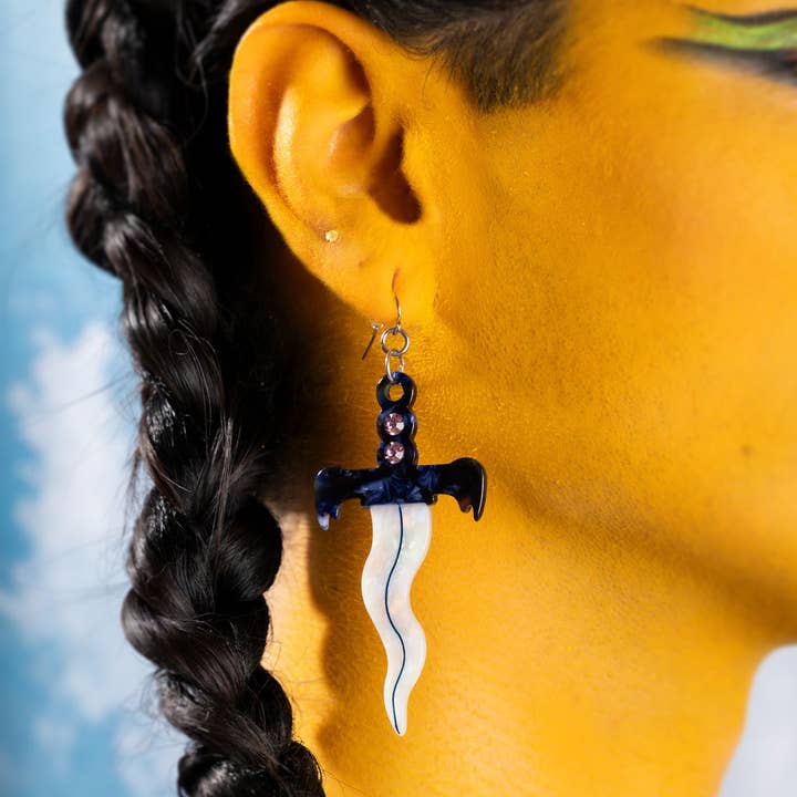 Peach Beast - Wholesale Dangle Earrings - Dagger Earrings