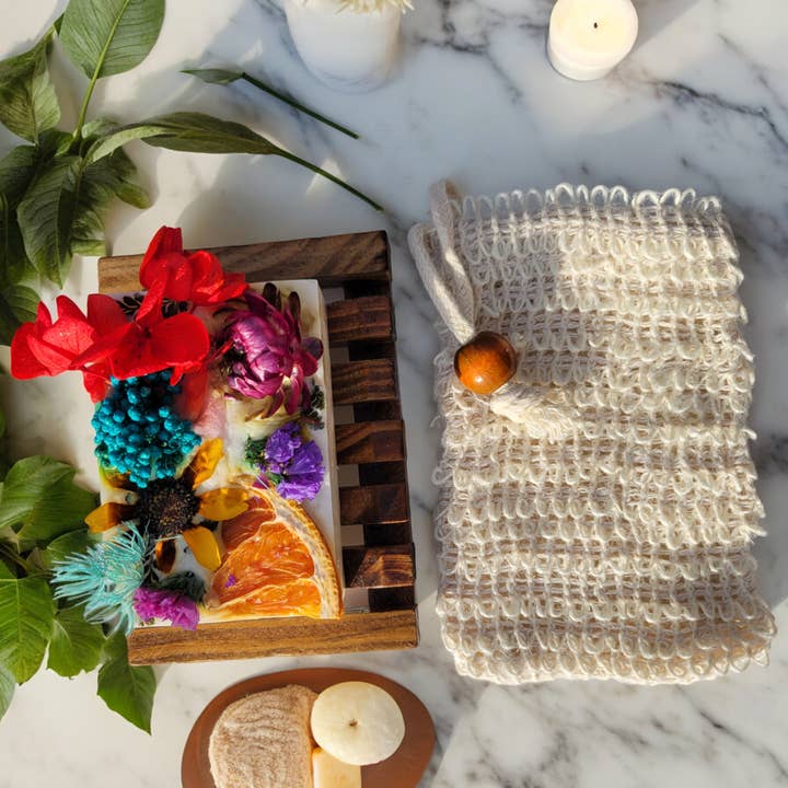 FlorBody - Venta al por mayor Pastilla de jabón - Jabón natural artesanal de leche de cabra con flores prensadas - 113 g4