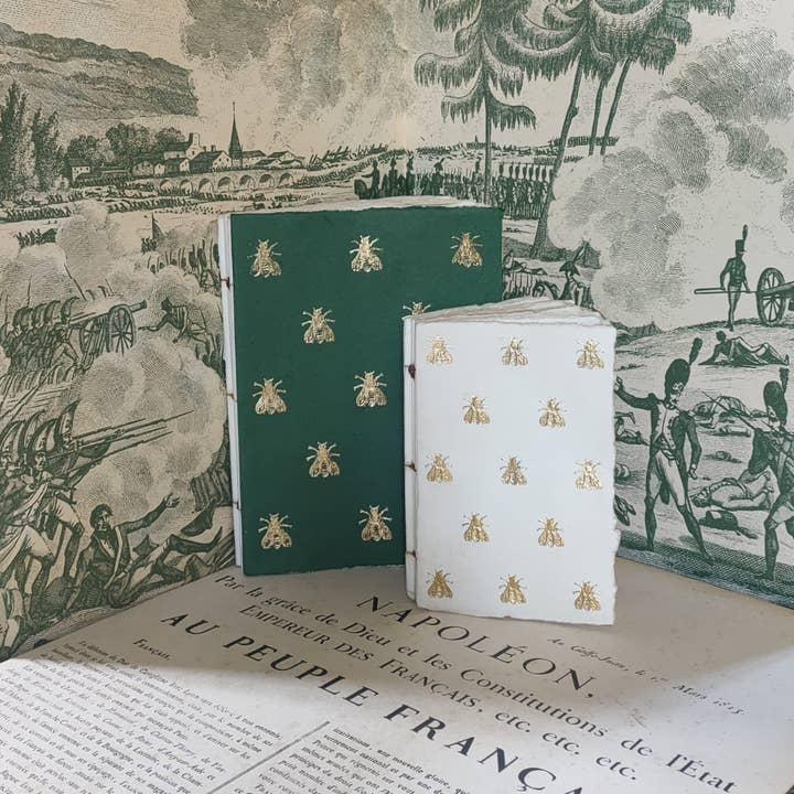 Epigram - Wholesale Notebook - Parchment paper notebook with golden bee pattern (Napoleon) A64