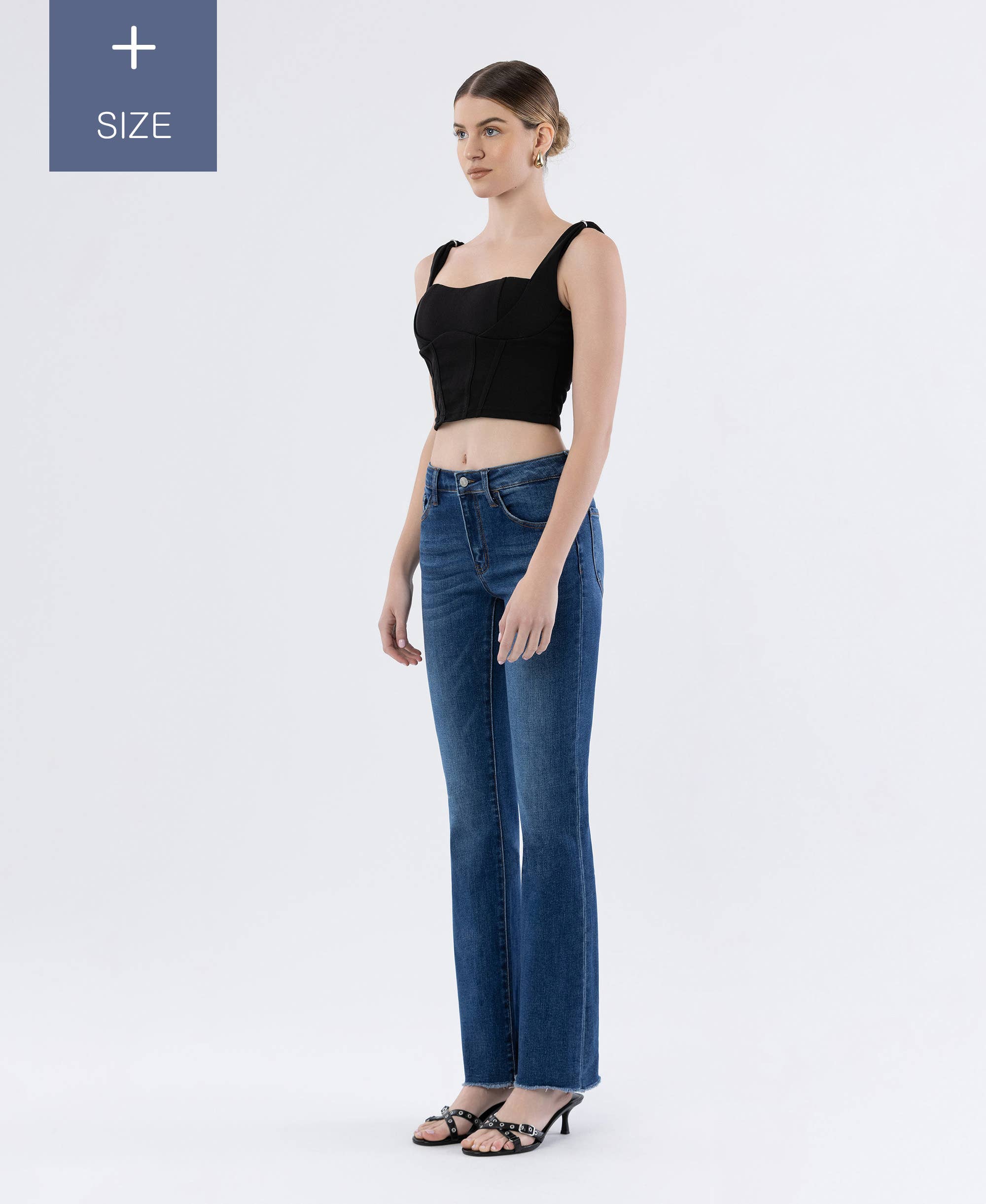 BETYDELSEFULL PLUS SIZE MID RISE RAW HEM DARK WASH BOOTCUT JEANS LV1193-P för wholesale på Faire7