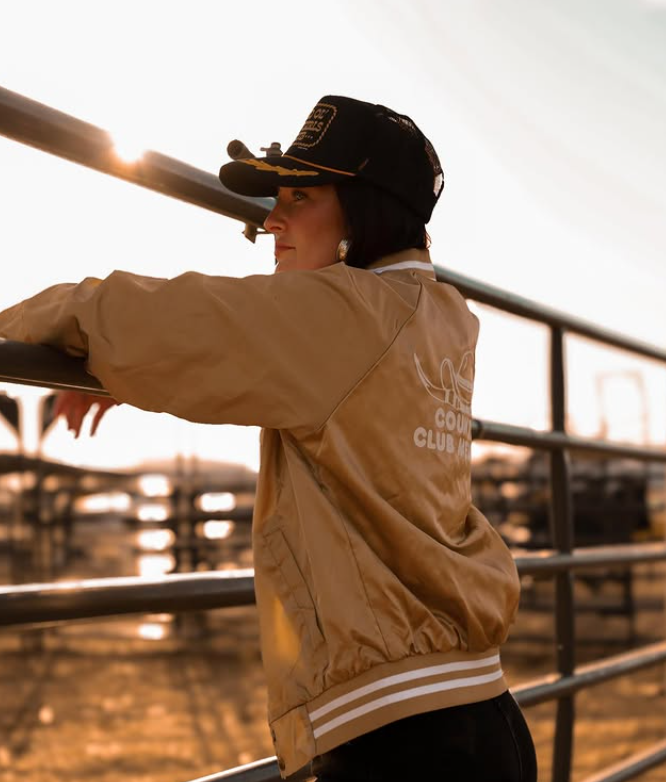 Rodeo Hippie - Vente Veste – femme - VESTE EN SATIN DORÉE POUR MEMBRE DU COUNTRY CLUB3