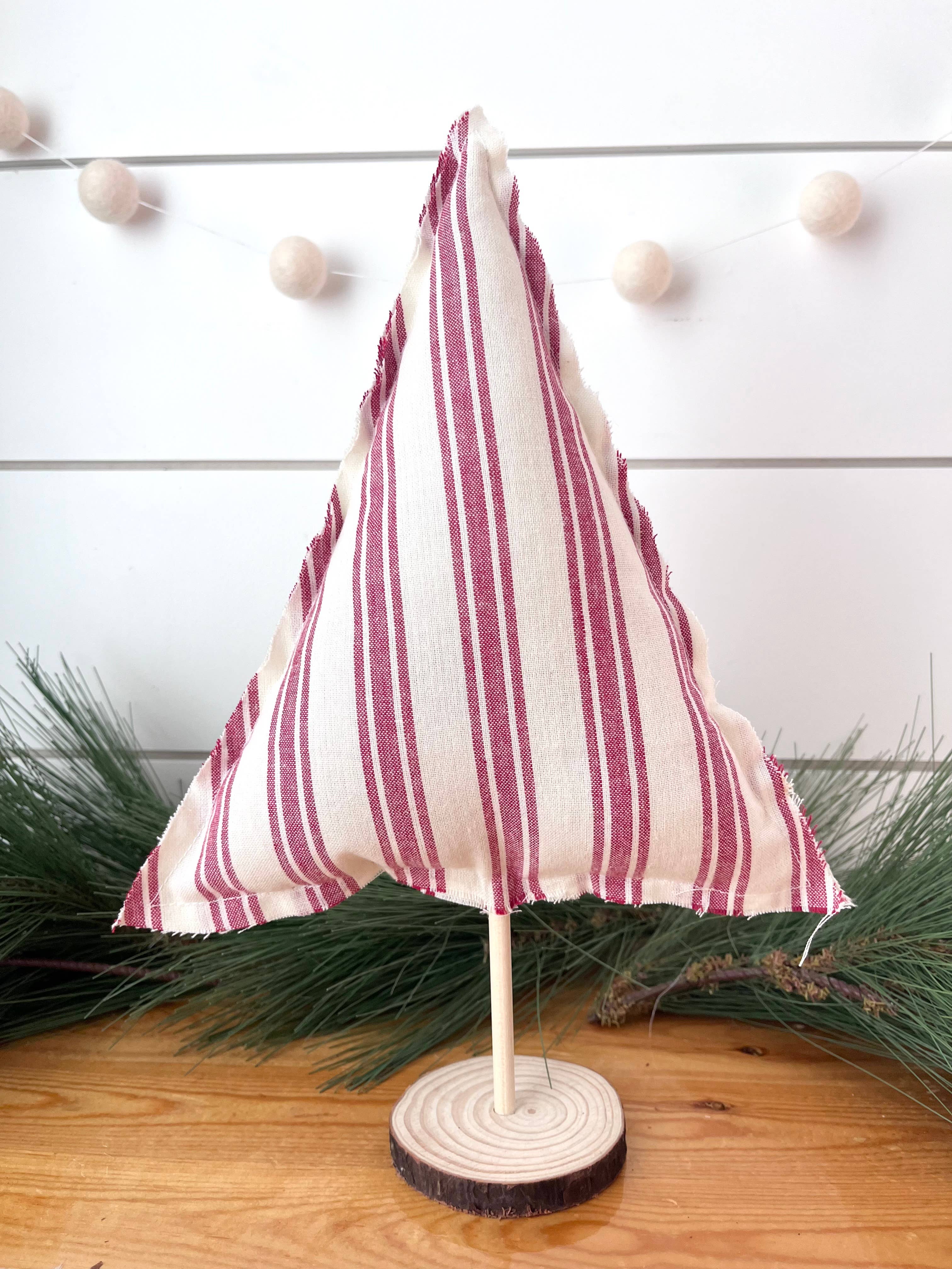 Kate + Em - Wholesale Christmas Decoration - 3 pack/ Primitive Red Stripe Christmas Tree Set    0