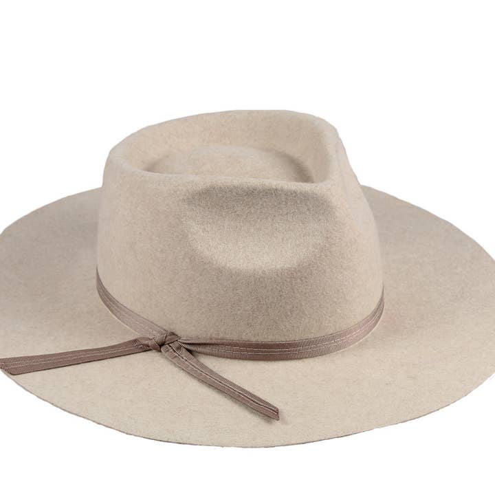 Jeanne Simmons Accessories – Großhandel Fedora-Hut – Damen – Western Steifer Fedora 3,5" Flache Krempe 100% Wolle 7906 Hut