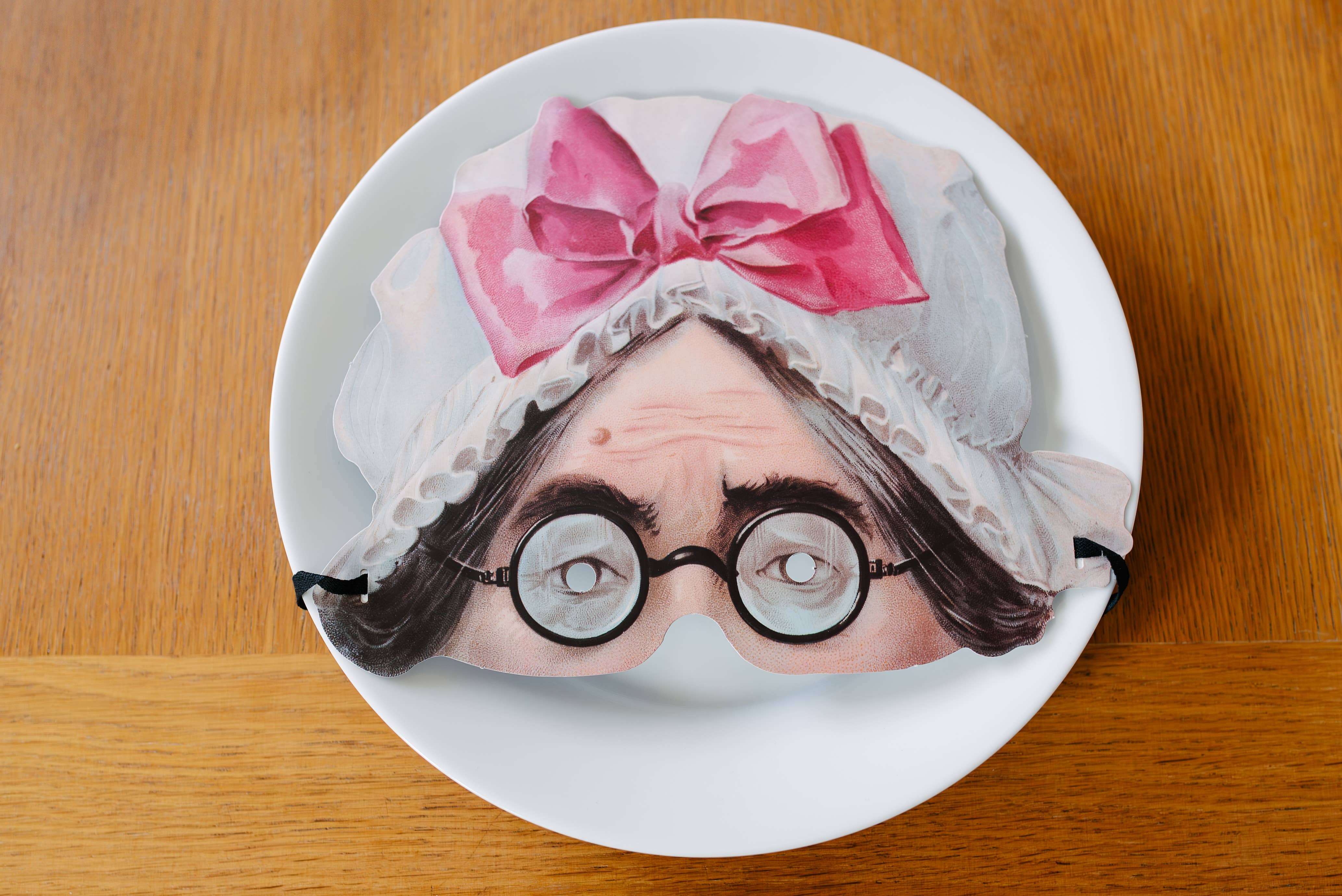 Mamelok – wholesale Party gift – STOCKHOLM LEKSAKMUSEUM 1 PARTY MASKS4