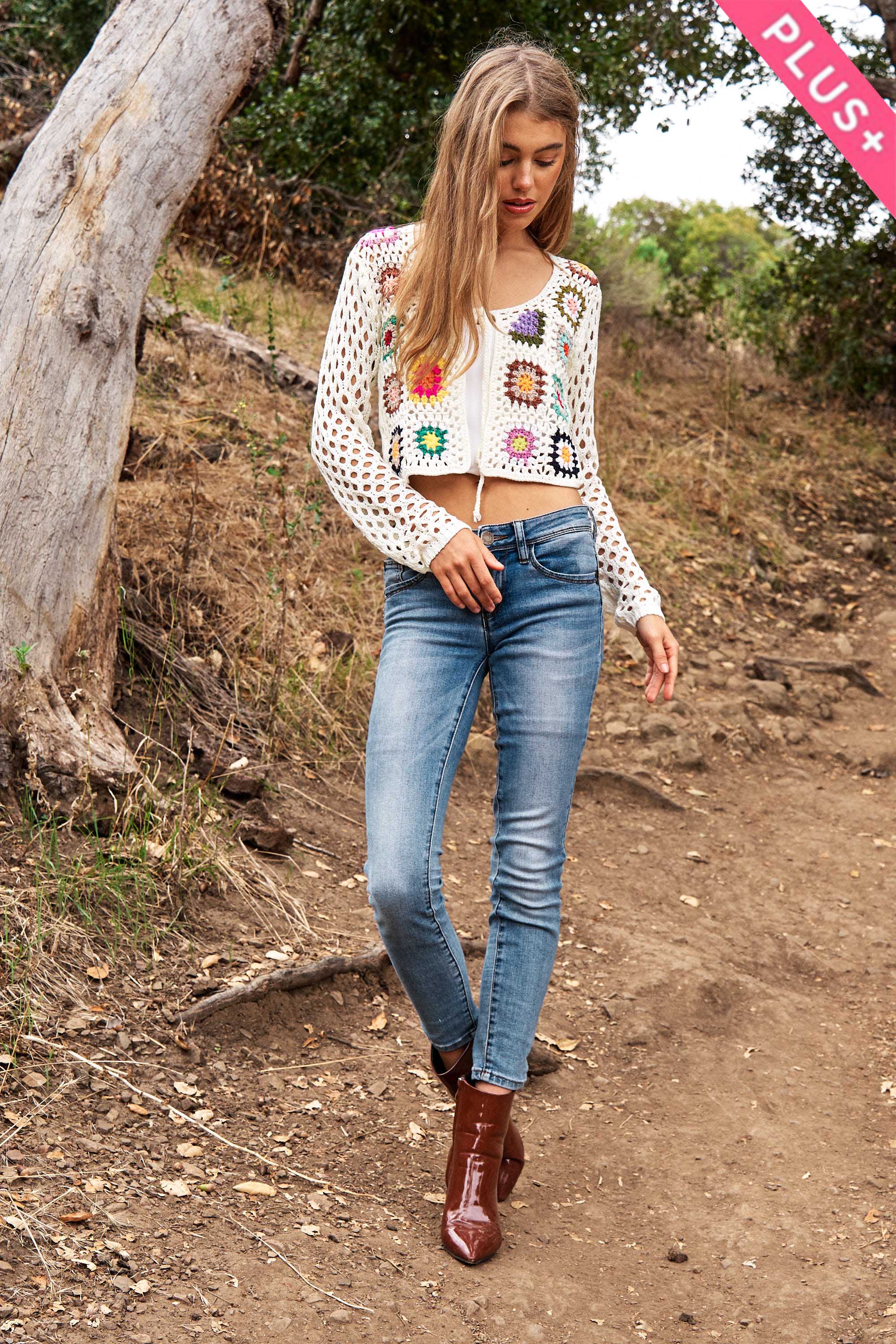 Davi & Dani - Wholesale Cardigan - Women's - PLUS CROCHET FLORAL LONG SLEEVE TIE FRONT CARDIGAN16