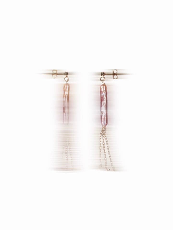 Boucles d'oreilles Pearl rosé V-Day pour la vente par Valiente New York