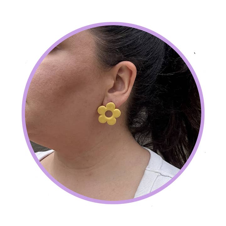 alittlecoy - Wholesale Hoop earrings - Daisy stud earrings by alittlecoy1