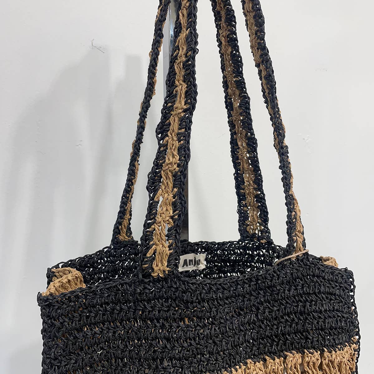 Anju Jewelry - Wholesale Draagtas - Dames - Mirasol Geweven Jute Schoudertas met Kleurrijke Accenten9