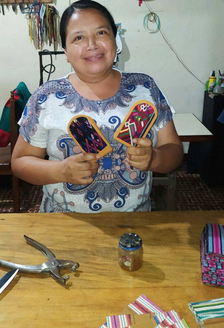 Lumily - Wholesale Bagage-label - Huipil Upcycled Textiel Bagagelabel - Guatemala9