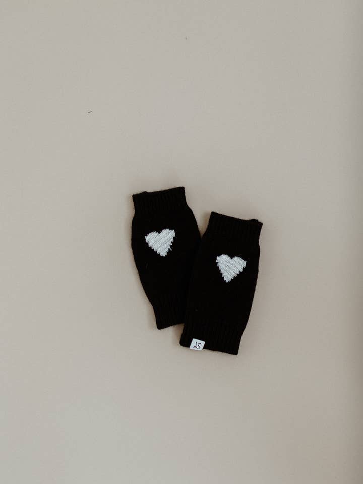 Embrace Cashmere Fingerless Gloves for wholesale by Symtarae