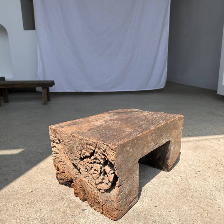 Office Objets - Wholesale Stool - Raw monoxyle organic Asian teak stool16