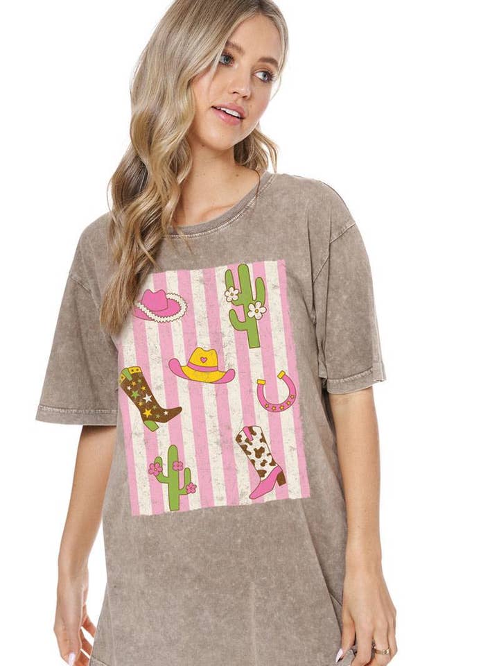 T-shirt boyfriend manches courtes délavé à imprimé Western Elements pour la vente par Zutter