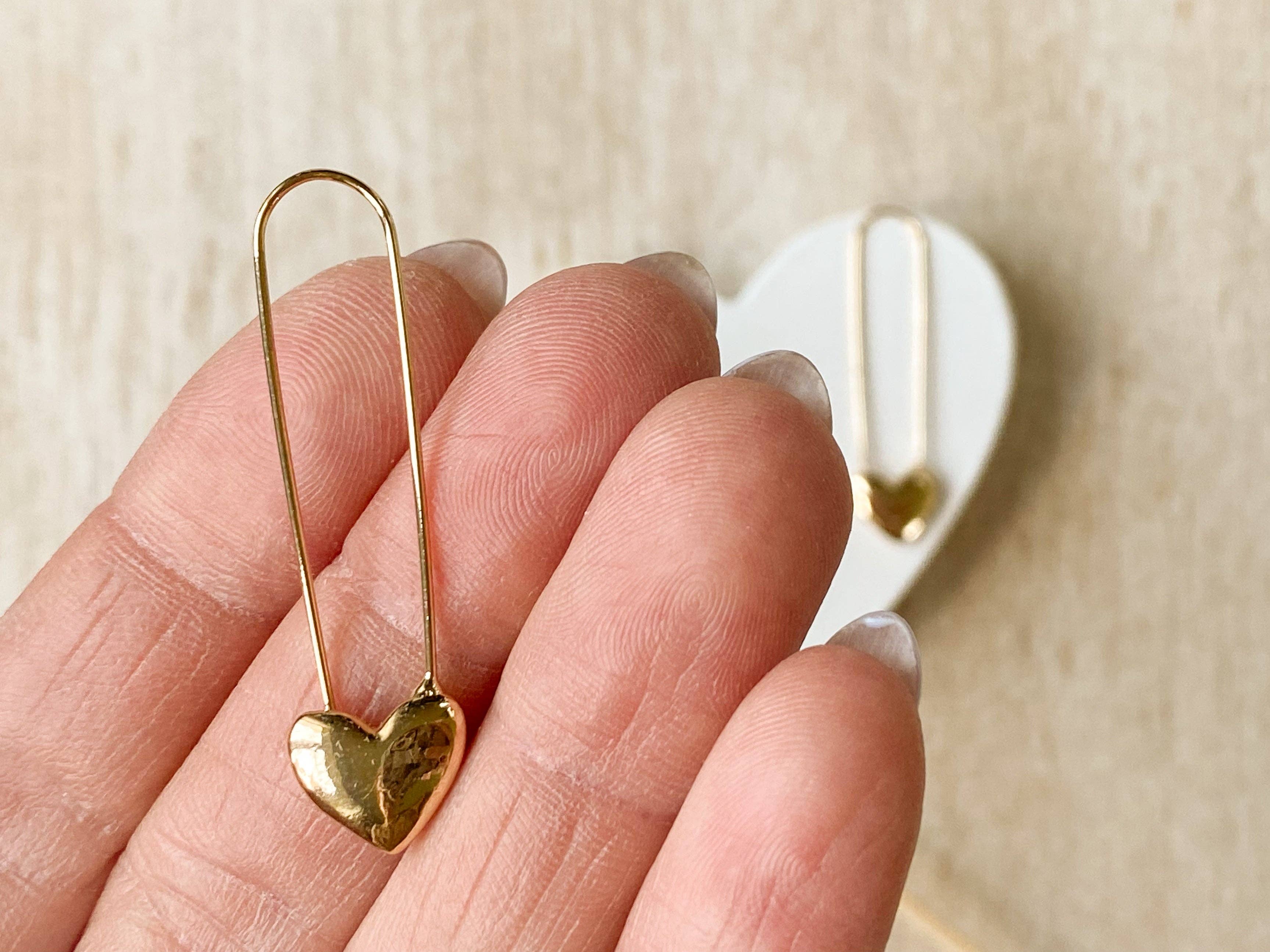 Agaveh girl - Wholesale Hoop Earrings - Pria Hoops0