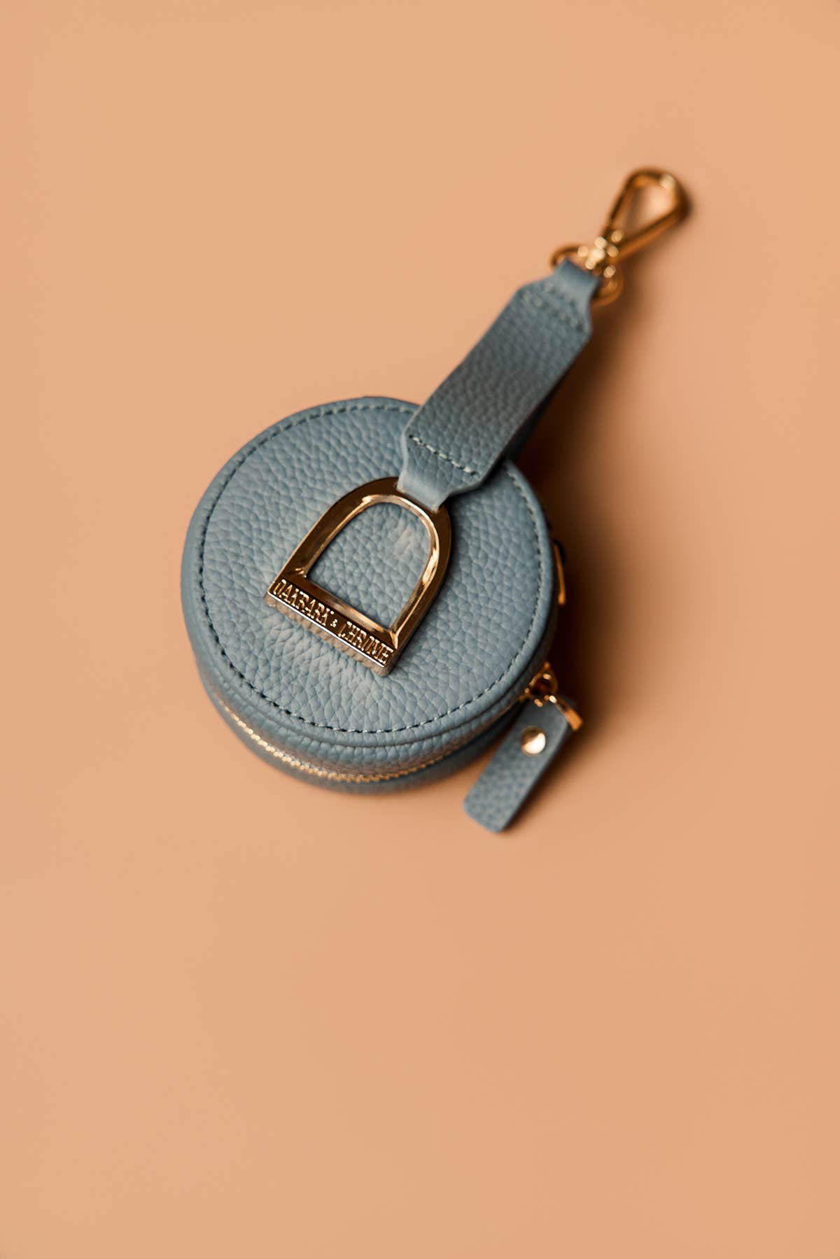 Oakbark & Chrome - Wholesale Coin Purse - Unisex - Stirrup Accessory Keeper in Denim2