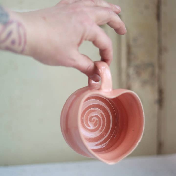 Hart Espresso Mok | Valentijnsdag Roze Limited Edition voor wholesale door Gravesco Pottery