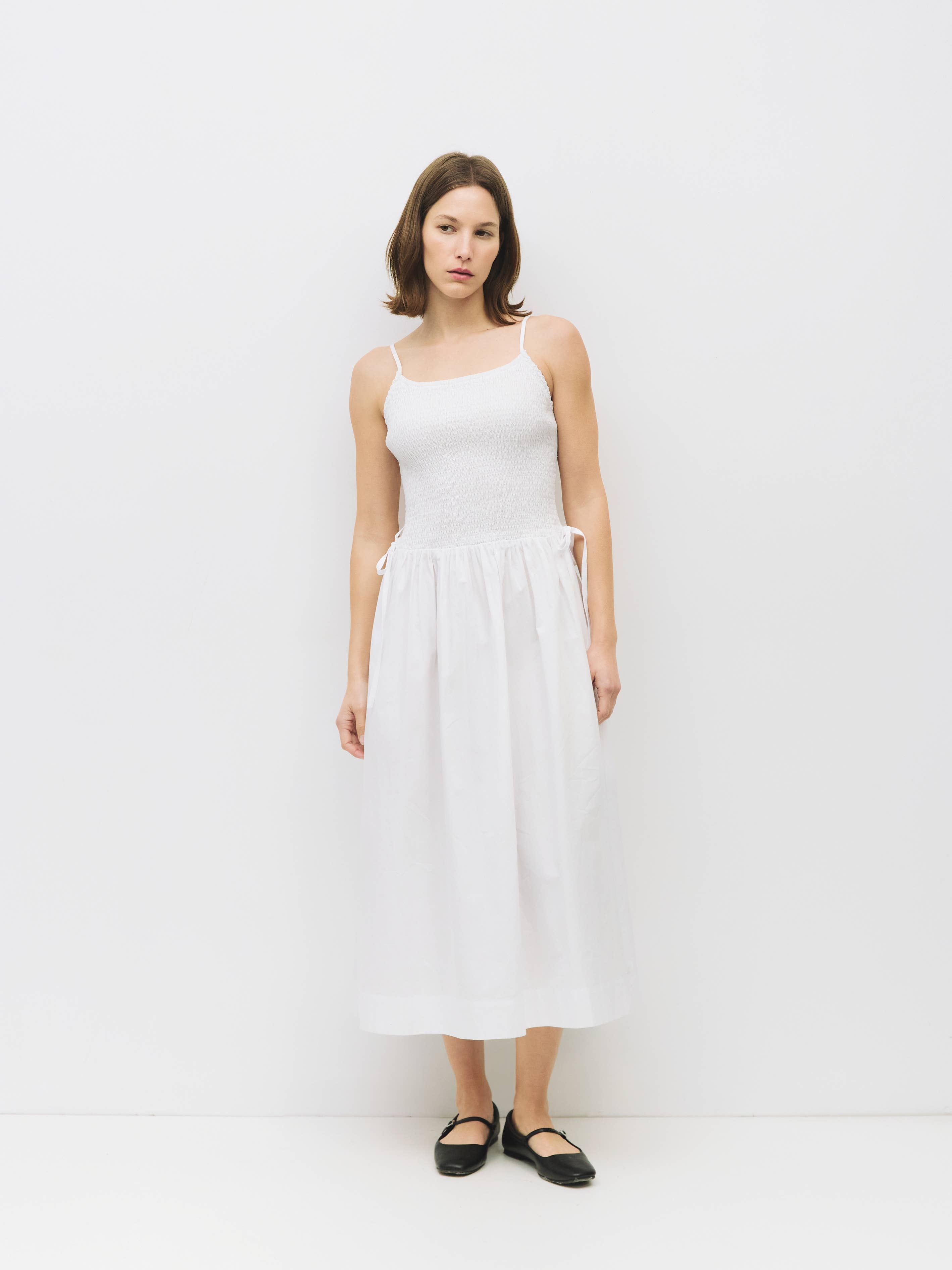 MOD REF - Vendita all'ingrosso Vestito - Donna - Abito The Jenni | Abito midi a nido d'oca con lacci laterali0