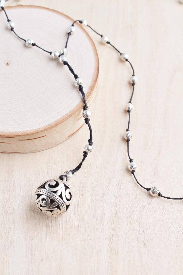 Bali Queen - Wholesale Pendant/Charm Necklace - Filigree Ball Alloy Necklace0