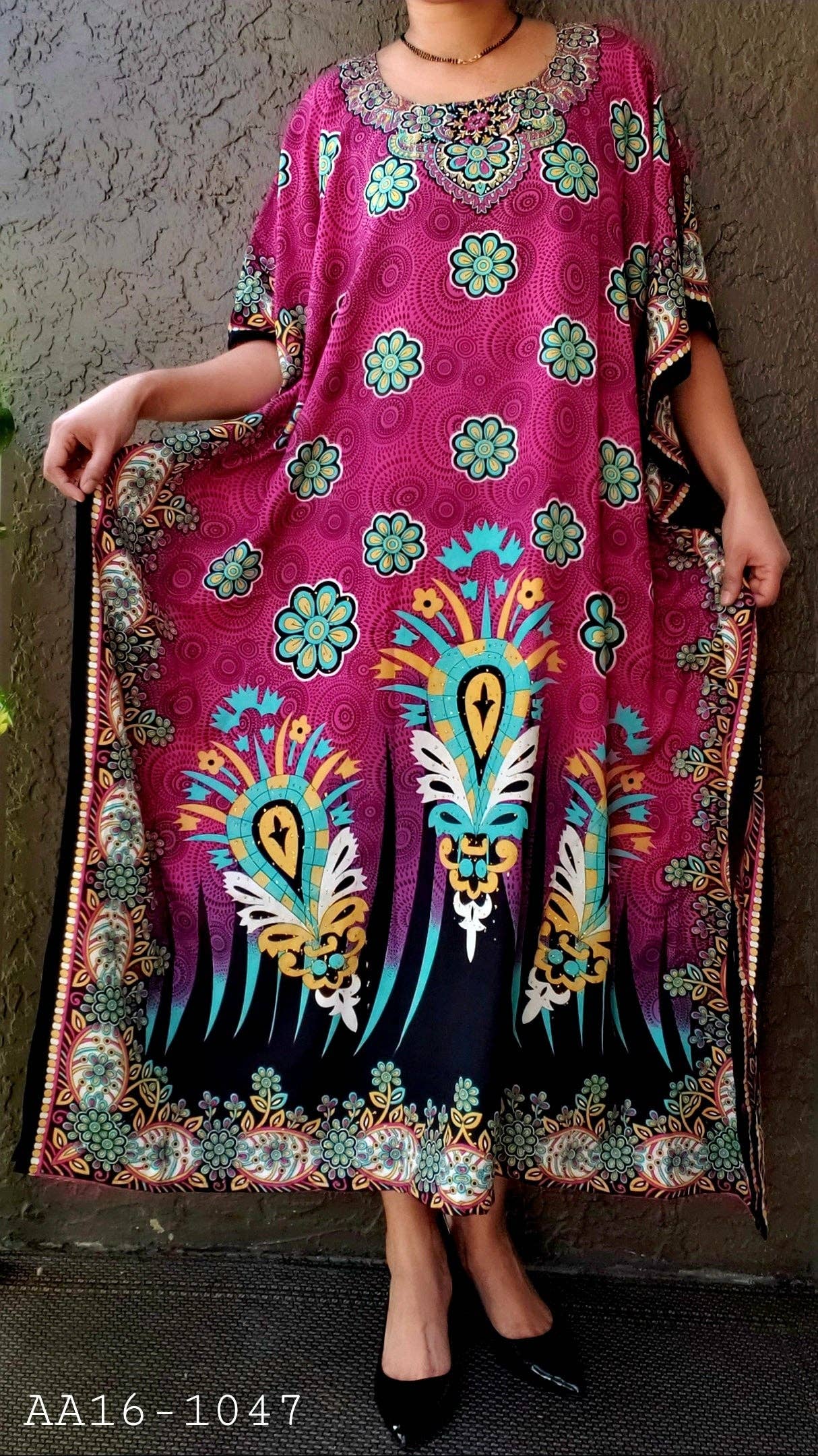 India Batik - Wholesale Kaftan - Women's - Women Floral / Sequin Embellished Kaftan Dress0