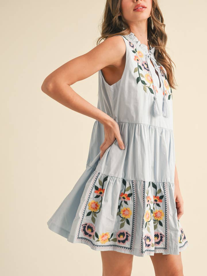 &MERCI - Wholesale Dress - Women's - FLORAL EMBROIDERY TIERED MINI DRESS MDR38414