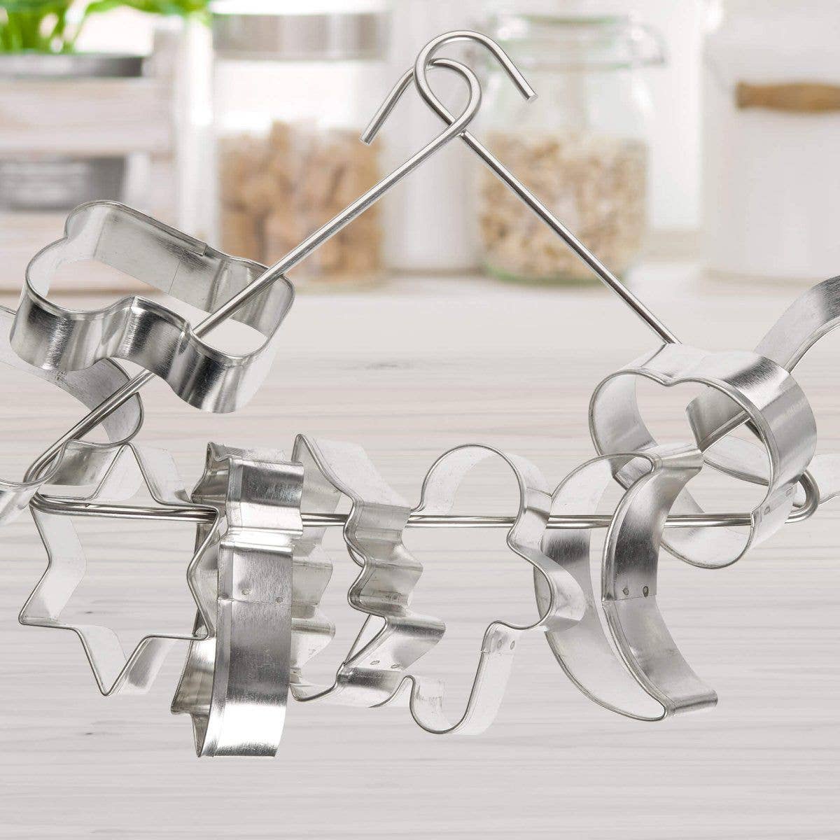 Zenker - Wholesale Baking Sheet/Mat - Set with extendable baking sheet and 9 cookie cutters on Zenker hanger6