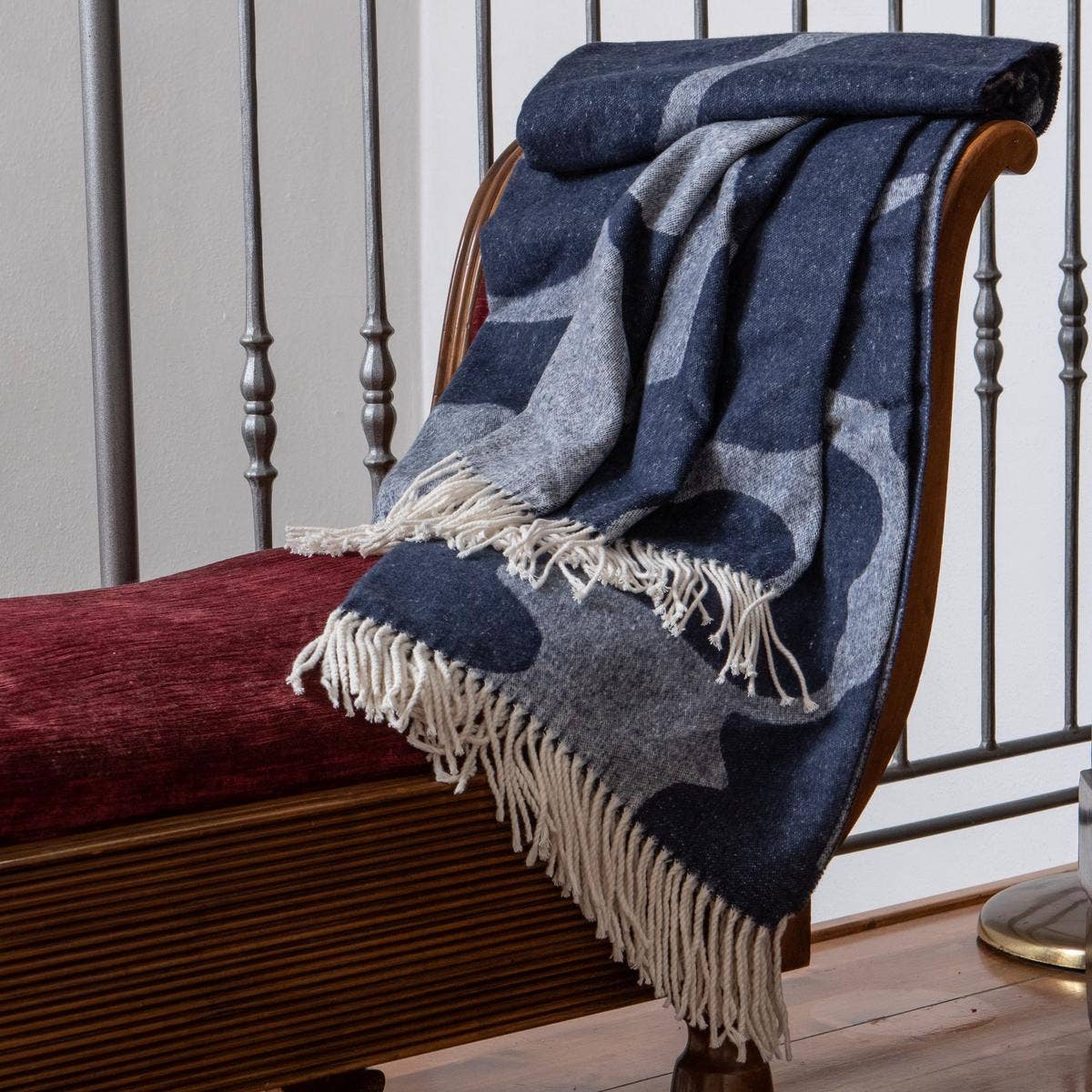 SOFIA TOSCANO - Wholesale Throw blanket - Super Soft Babele Flower - Cotton Plaid12