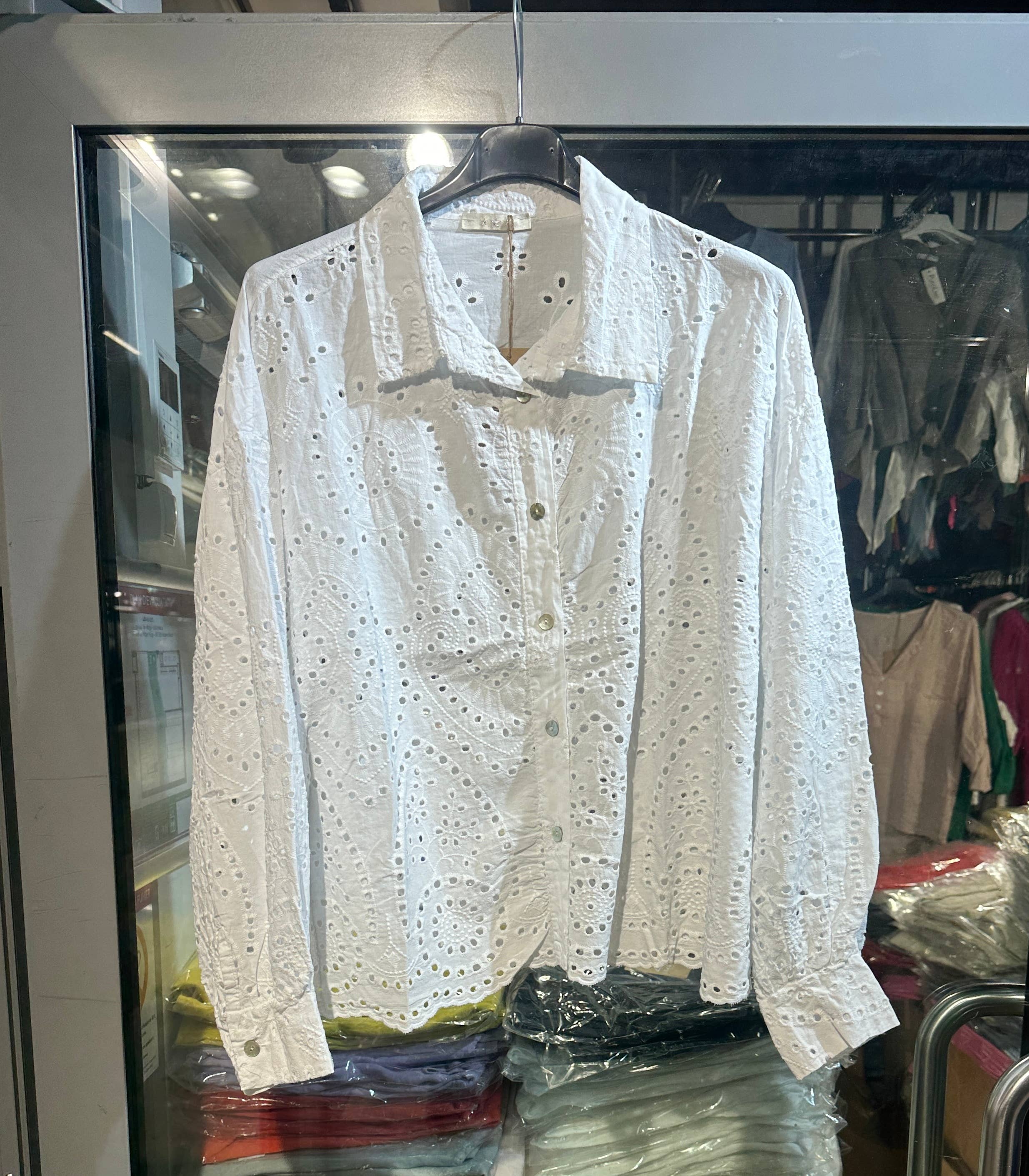 LÉA & LUC – wholesale Buttoned-down shirt – Women's – 100% Cotton Shirt REF. 2028824