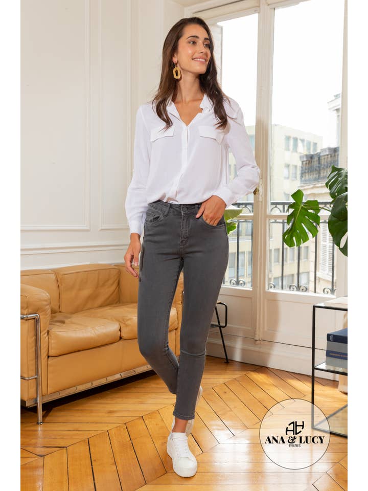 Carbon Slim pants in color (Push-up) - ANA & LUCY for wholesale on Faire