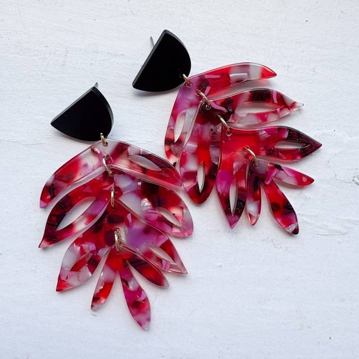 Statement earrings with leaf design *Red patterned* for wholesale by Hermoosa