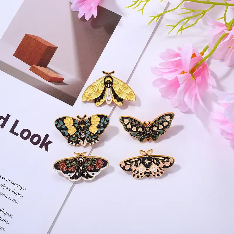 Magnifique Hearts - Wholesale Lapel Pin/Button - Floral Moth Butterfly Enamel Pins - Beautiful brooch pins7