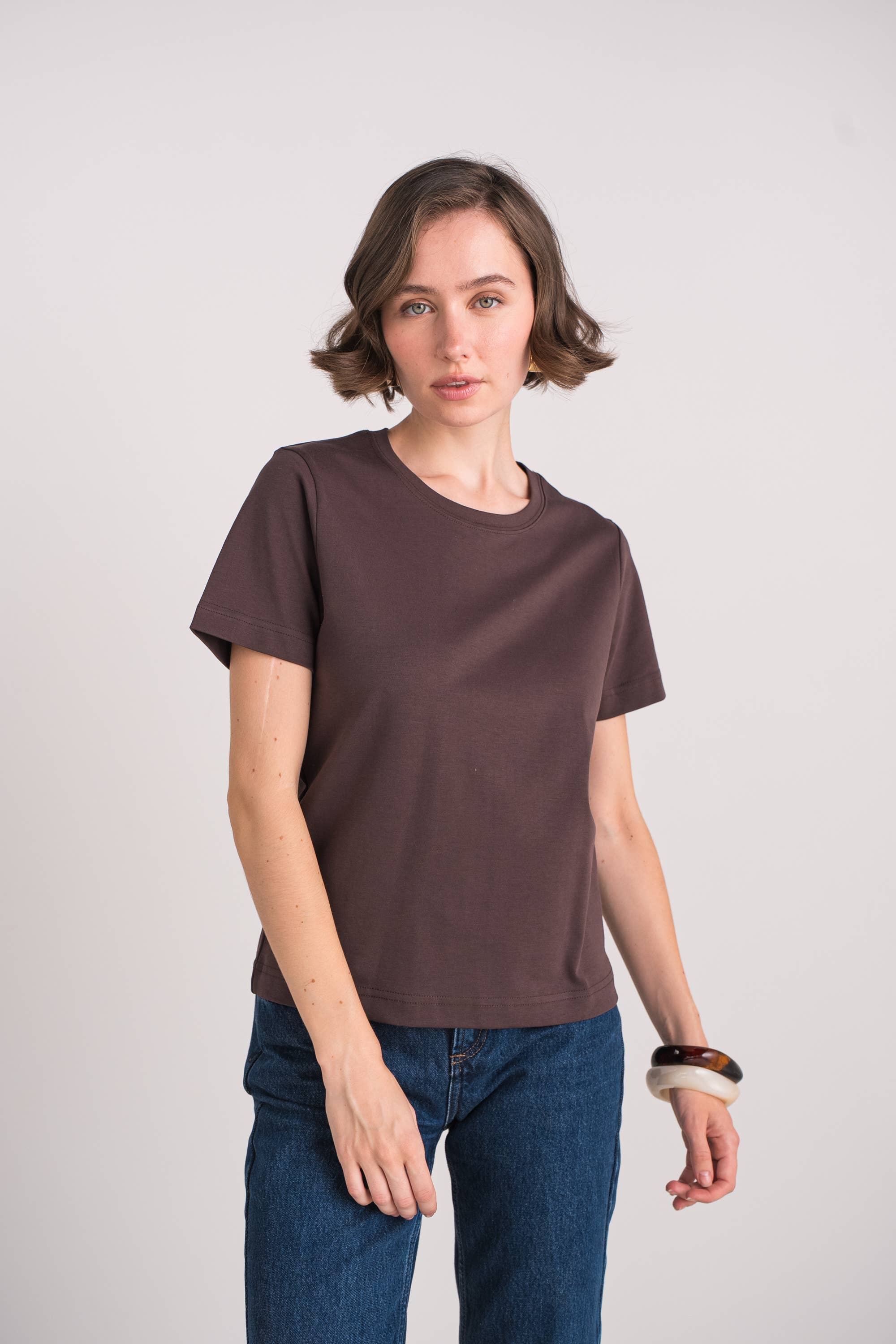 jw.atelier - Wholesale T-Shirt - Women's - 100% premium cotton short-sleeve T-shirt9