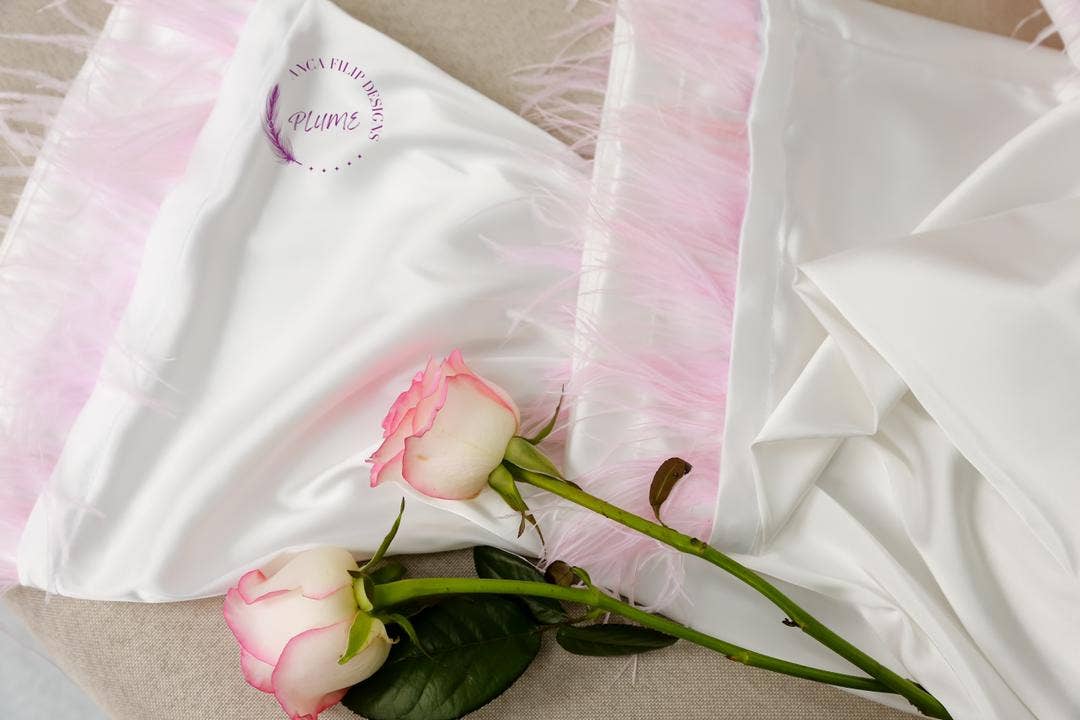 Plume AF Design - Vente Haut et bas de pyjama – femme - Pyjama extensible en satin avec garniture en plumes d'autruche amovible32