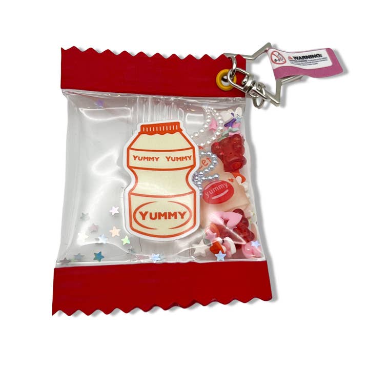 Portachiavi Yakult Yogurt Drink Shaker per la vendita all'ingrosso da parte di Geekish Gifts