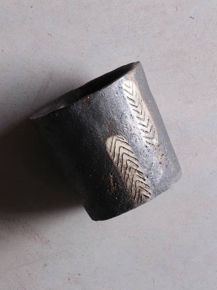 Nekhbet Mug - Stoneware Mug for wholesale by EI Elea Lelimouzin