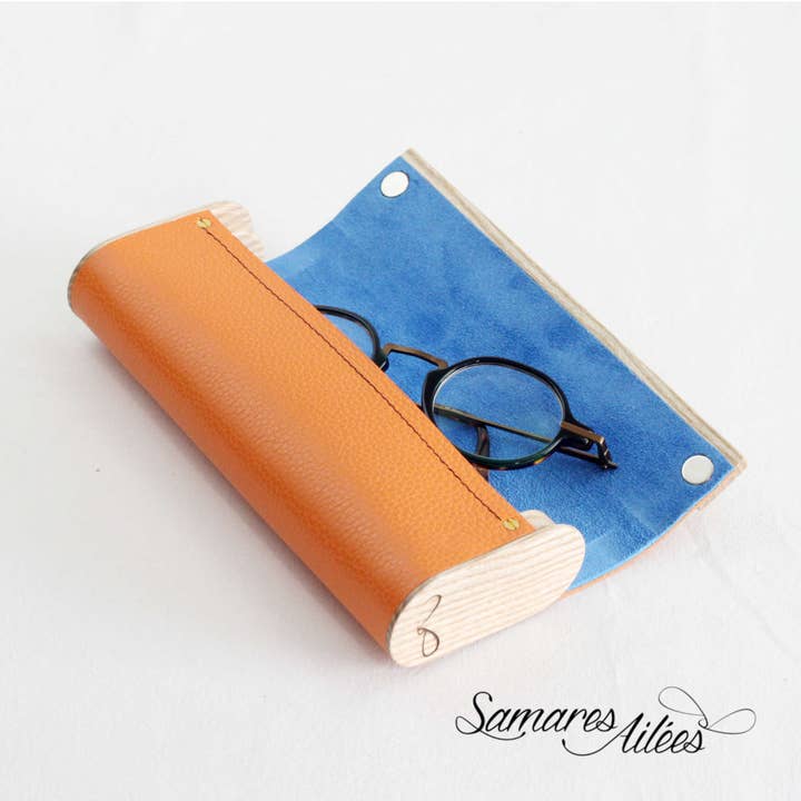 Samares Ailées - Wholesale Eyewear Cases & Holders - Unisex - “Marie” Wood and Leather Eyeglass Case11