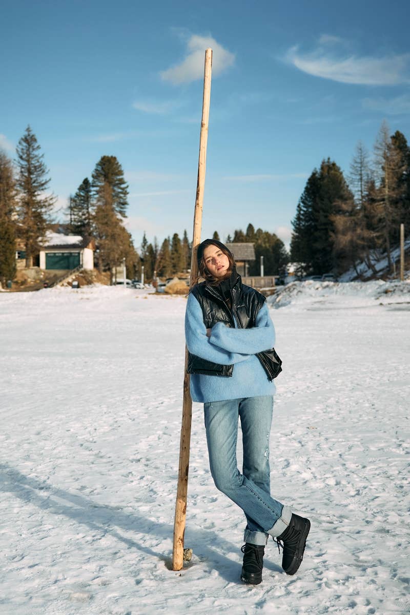 GEMIDDELDE OPEN PACK HIGH RISE STRAIGHT JEANS-KC20065M voor groothandel op Faire8