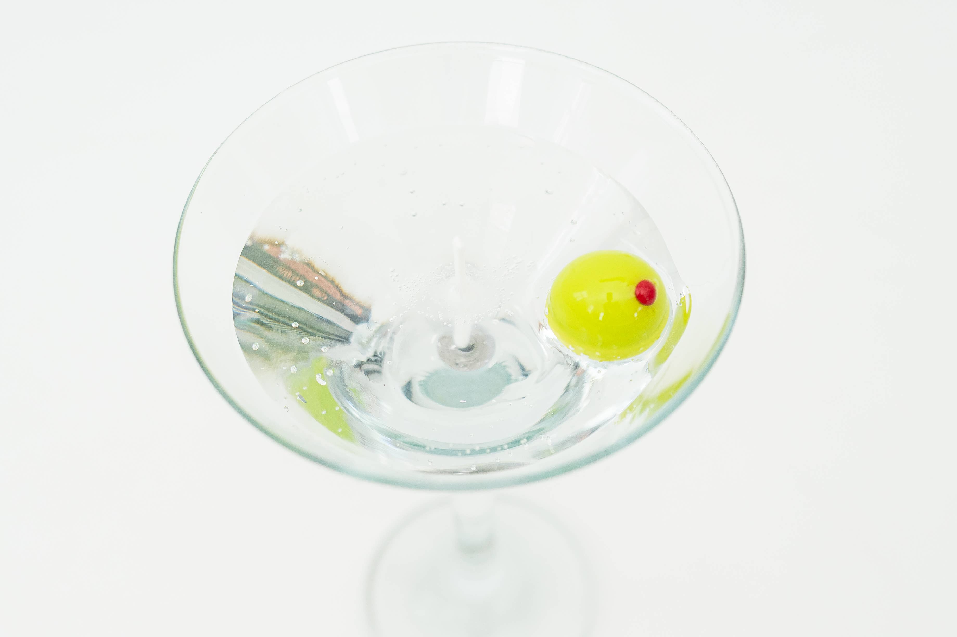 Martini Candle Co. - Wholesale Novelty Candle - Scented 7.5oz. Dirty Martini Candle. Gin. Vodka. Olives. 2