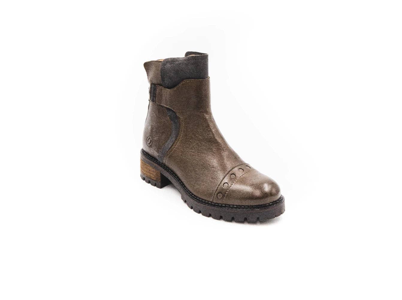 Casta - Wholesale Chelsea Boots - Women's - Moov5
