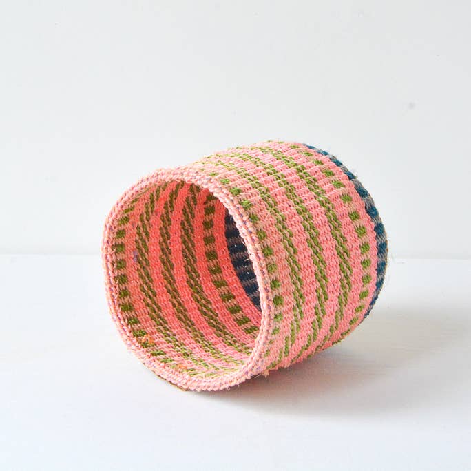 Crafts by Solid - Wholesale Basket - Handwoven Sisal Baskets - Colourful hues - XXS - XXL48